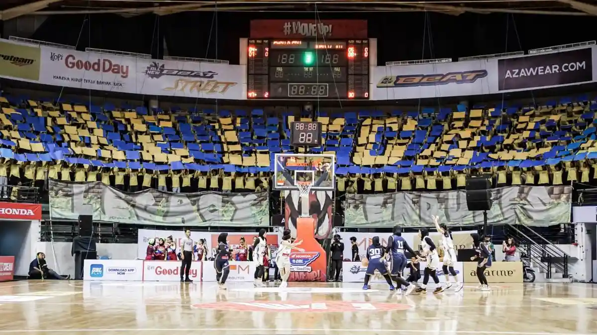 Arek Smada, Suporter Setia SMAN 2 Surabaya Buat Koreo Epik di DBL 2024