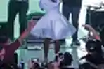 KONSER KEMENANGAN IDOL