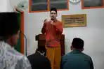Farid-Ceramah-Tarawih-di-Meunasah-An-Nikmah.jpg