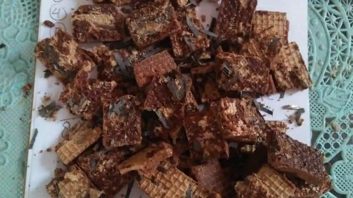 OTK Serahkan Wafer Berisi Benda Tajam ke Anak, Ada Paku, Seng Hingga Silet