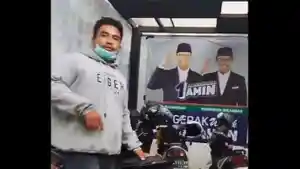video-membuktikan-Polisi-mengawasi-gerak-gerik-tim-sukses-Paslon-Anies-Muhaimin.jpg
