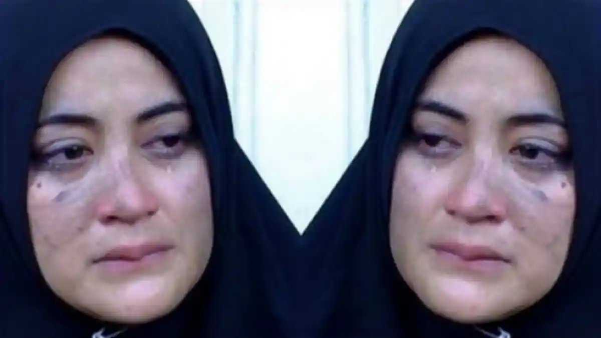 Umi Pipik Kini 'Sulit Dikenali' Usai Dapat Bisikan Gaib saat Umrah