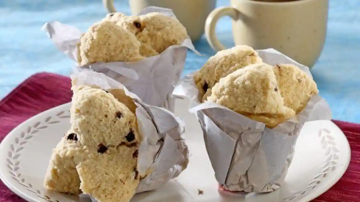 Resep Membuat Kue Bolu Kukus Moka, Simak Tips Agar Hasil Bolunya Lembut ...