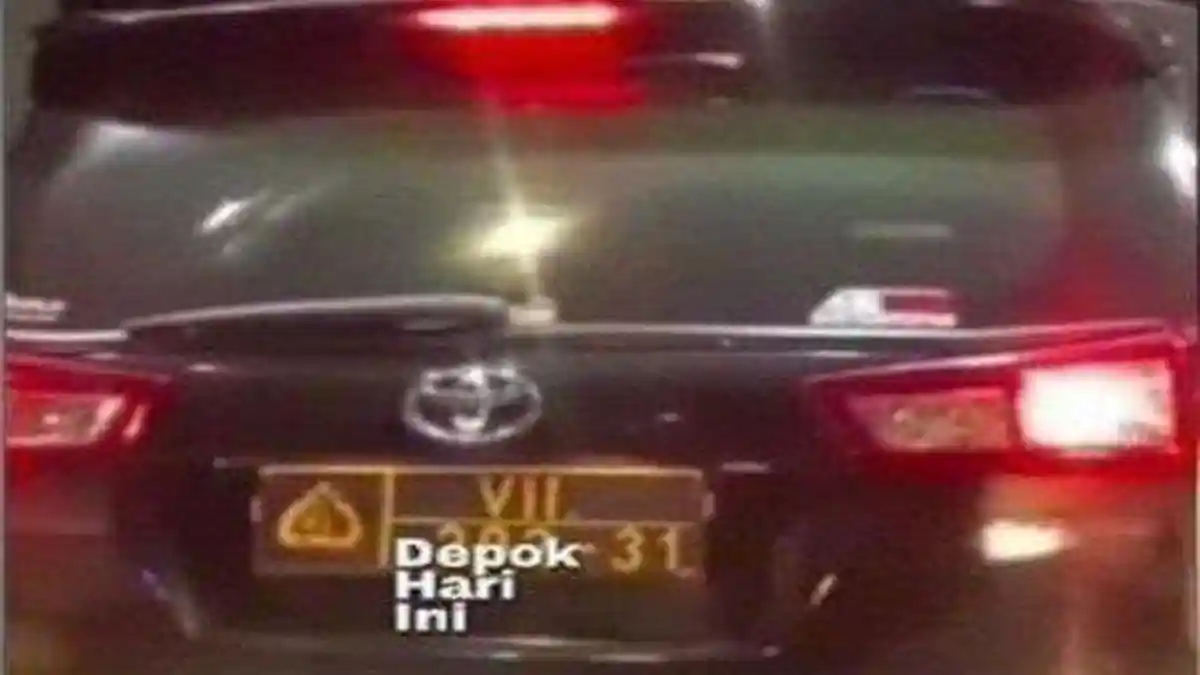Oknum Polisi VIRAL di Medsos, Pakai Mobil Dinas Ogah Bayar Tol