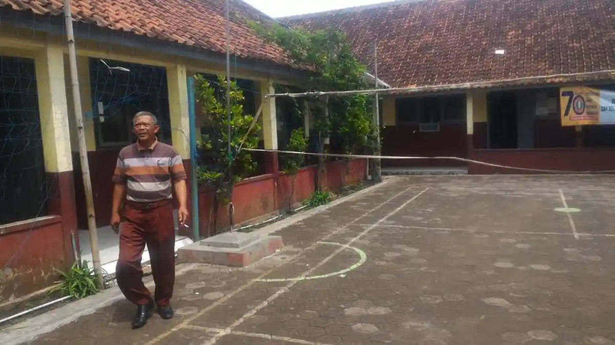 Hebat, Berawal dari SD Ini Cecep Arif Rahman Jadi Pemain Star Wars