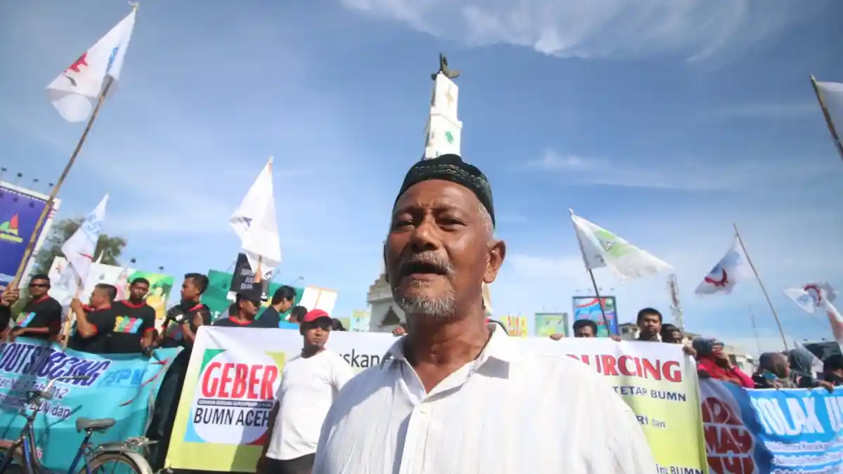 Ratusan Pekerja Aceh Peringati Hari Buruh