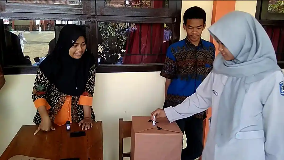 Pilketos SMKN Kebasen Banyumas, Wujud Demokrasi Generasi Milenial