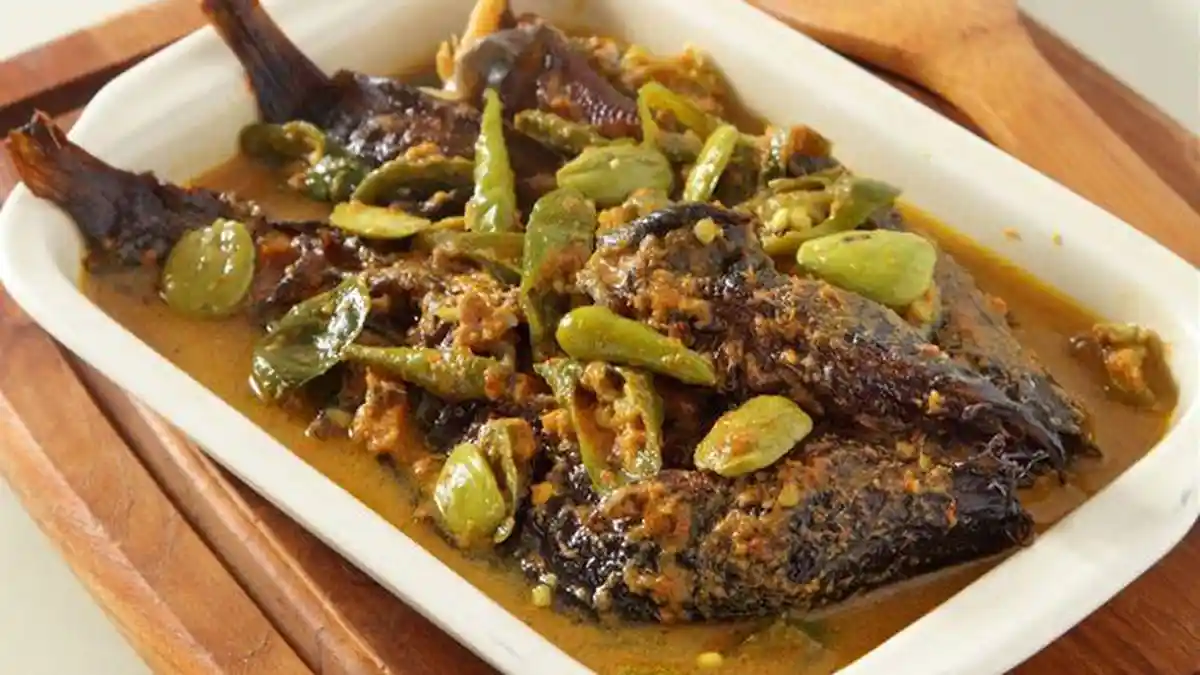 Resep Lele Mangut Petai, Kelezatannya Ada dalam Setiap Gigitan