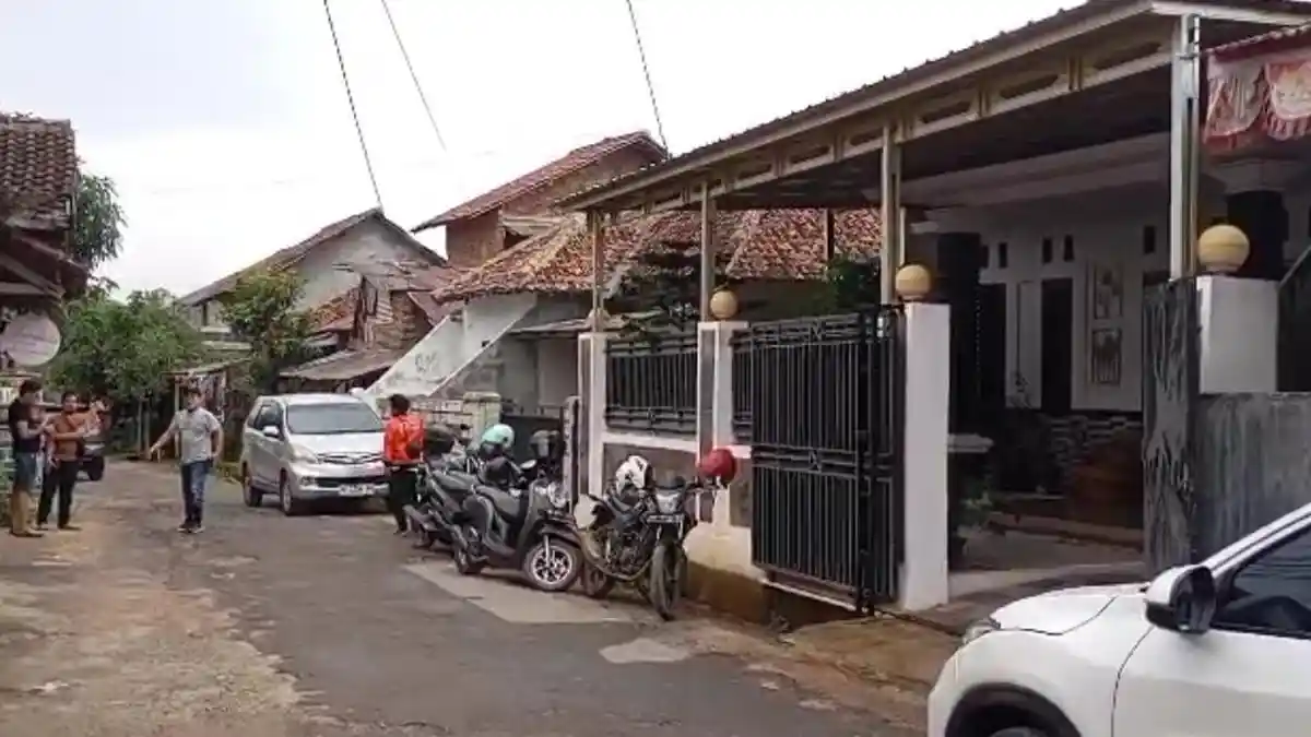 Polisi Selidiki Kasus Teror Bom Molotov di Rumah Advokat Bandar Lampung