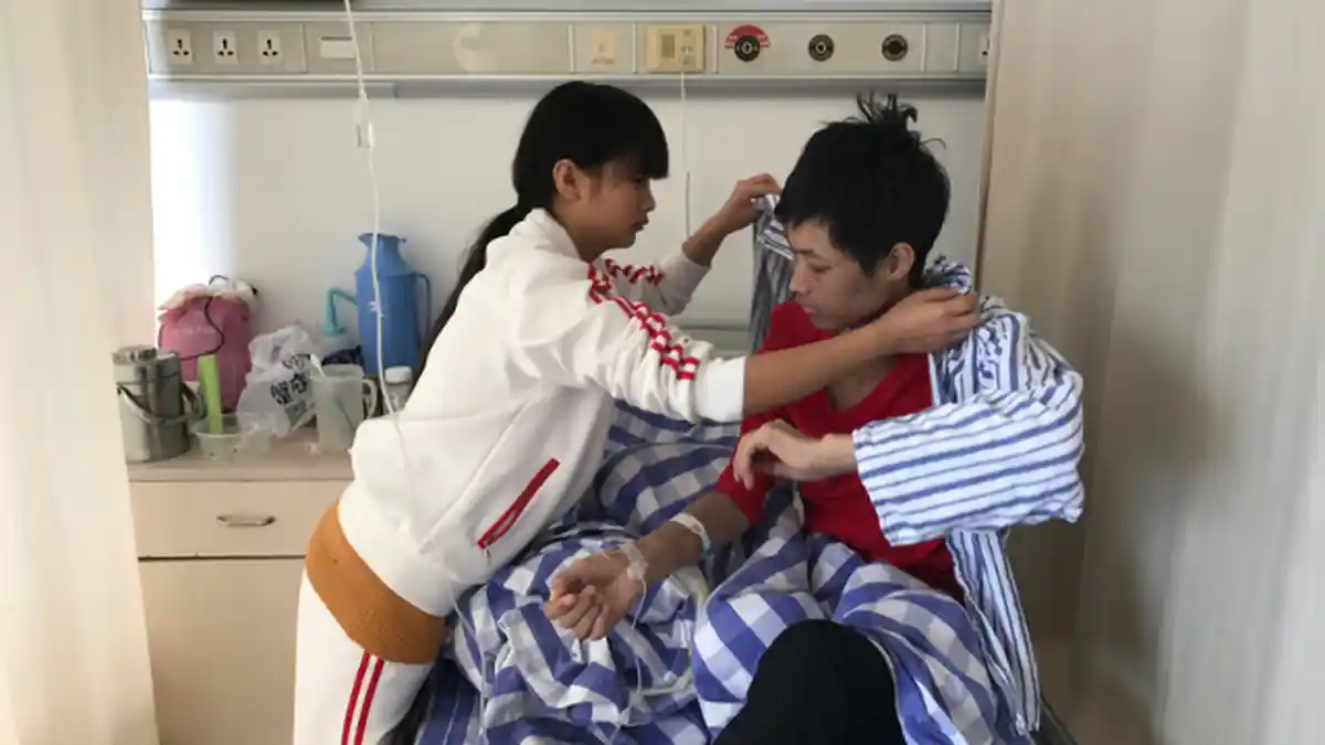Cari Uang untuk Kakaknya yang Terkena Kanker, Gadis Ini Rela Jual Keperawanannya
