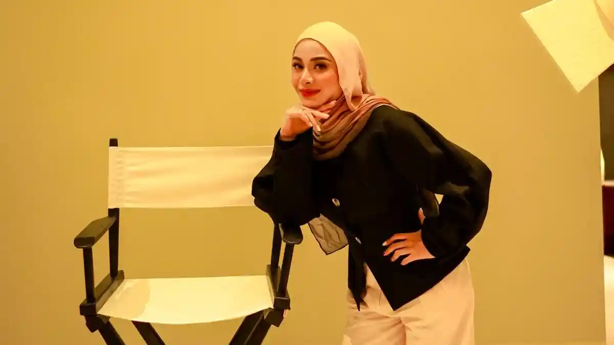 Beda Penampilan Aurel Hermansyah, Bibirnya Terlihat Lebih Tipis, Benarkah Lepas Filler?