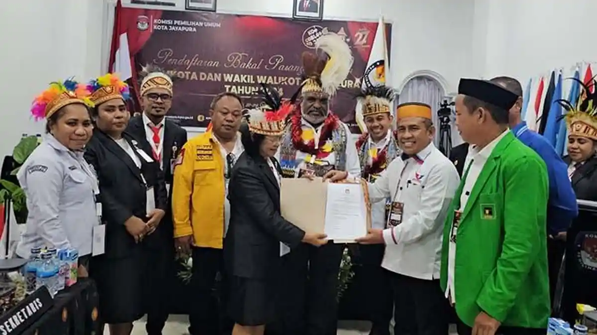 Abisai Rollo-Rustan Saru Resmi Mendaftar ke KPU: Saatnya Putra Port ...