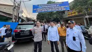 Wali-Kota-Malang-Wahyu-Hidayat-saat-berada-di-depan-Pasar-Kebalen-Rabu-652026.jpg