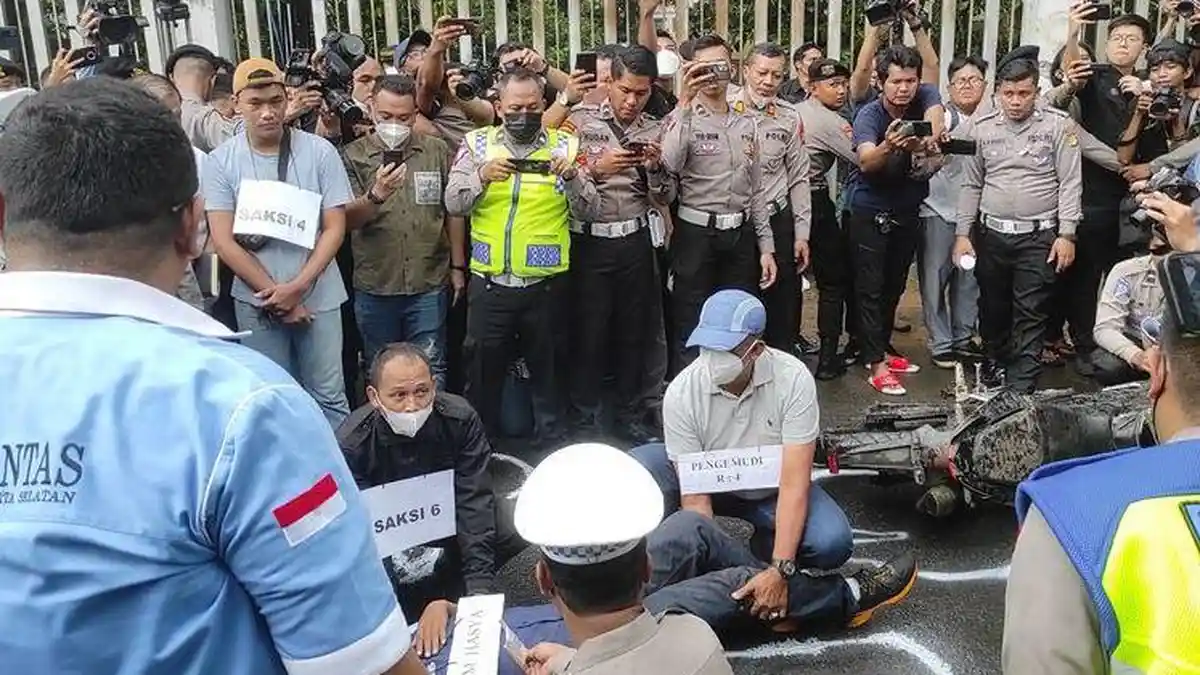 Sebut Daftar Kesalahan AKBP Purn Eko, Keluarga Mahasiswa UI Hasya Korban Tabrakan Melapor ke Polisi