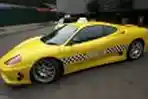 Taxi Ferrari