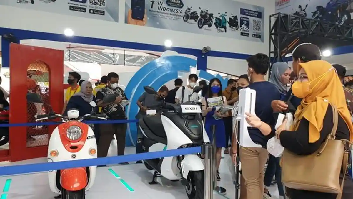 Kendaraan Listrik Yamaha Tampil di Jakarta Fair Kemayoran 2022