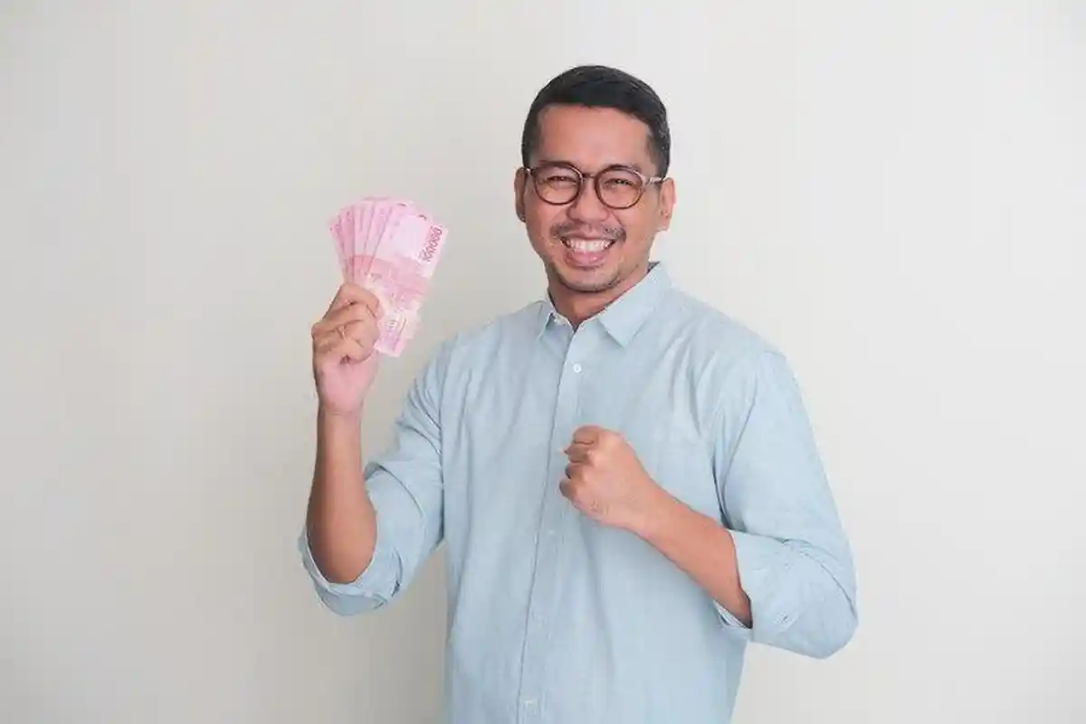 Ramalan Zodiak Keuangan Besok 16 Juli 2024: 4 Tanda Paling Beruntung, Rezeki Melimpah