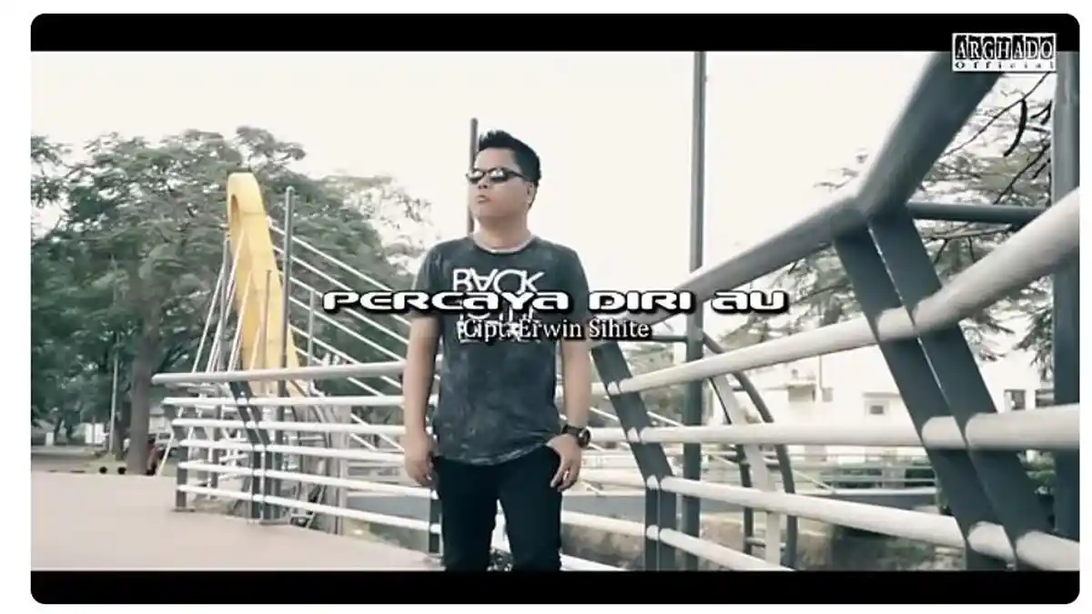 Lirik Lagu Batak Percaya Diri Au Dipopulerkan oleh Arghado Trio