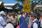 Datangi Pelabuhan Terkait Laporan Sulitnya Tiket Kapal Roro, Kapolda: Bukan Diborong Calo Kan?