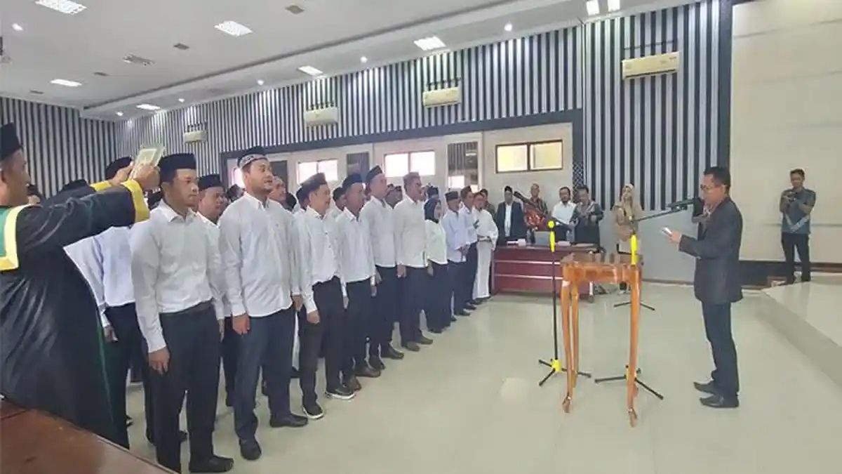 48 Panwascam se-Aceh Tenggara Dilantik 