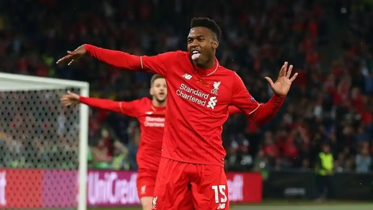 Sturridge Bawa Liverpool Ungguli Tottenham Hotspur di Babak Pertama