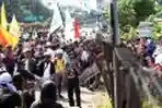 Pagar Jalan Tol Dalam Kota Dirobohkan