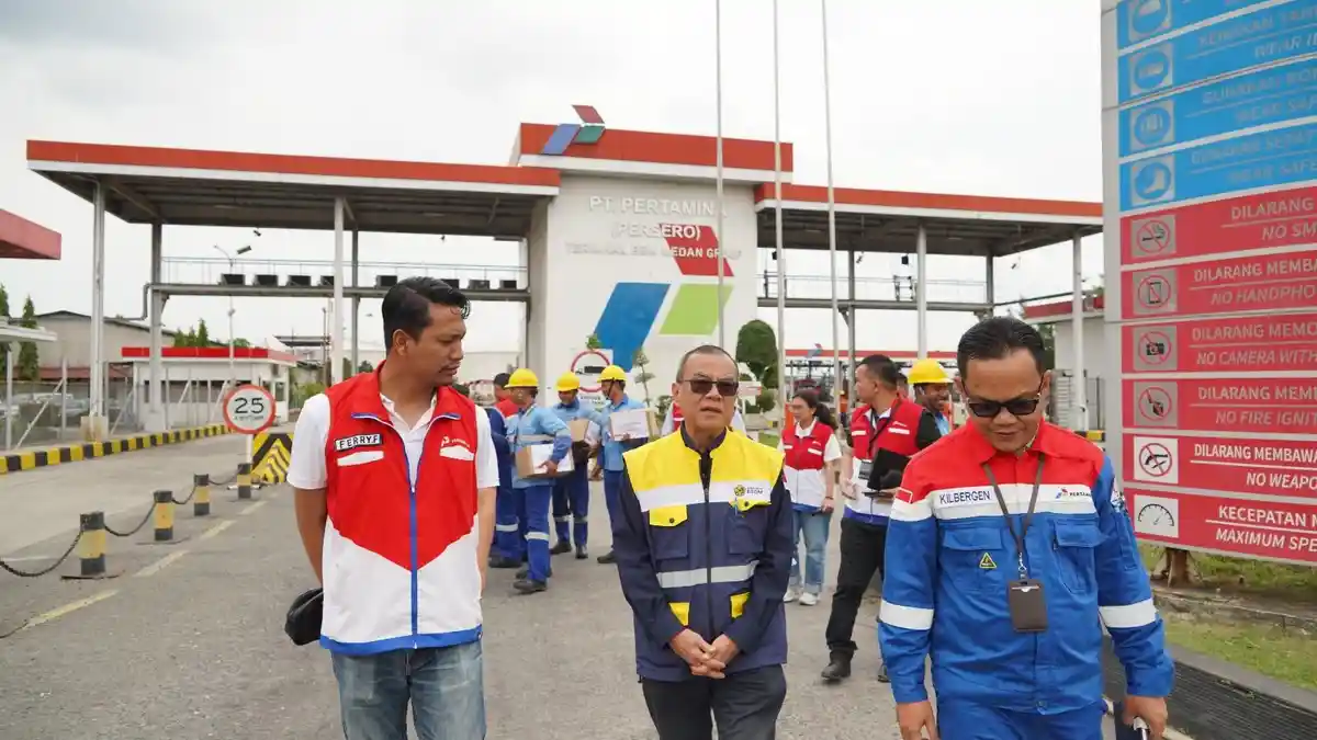 Stafsus Menteri ESDM Tinjau Kesiapan Pertamina Sumbagut Saat Arus Balik Lebaran 2026