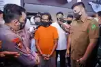 Pengendara-Viral-Rizkan-Putra-saat-meminta-maaf-kepada-Wali-Kota-Medan-Bobby-Nasution.jpg