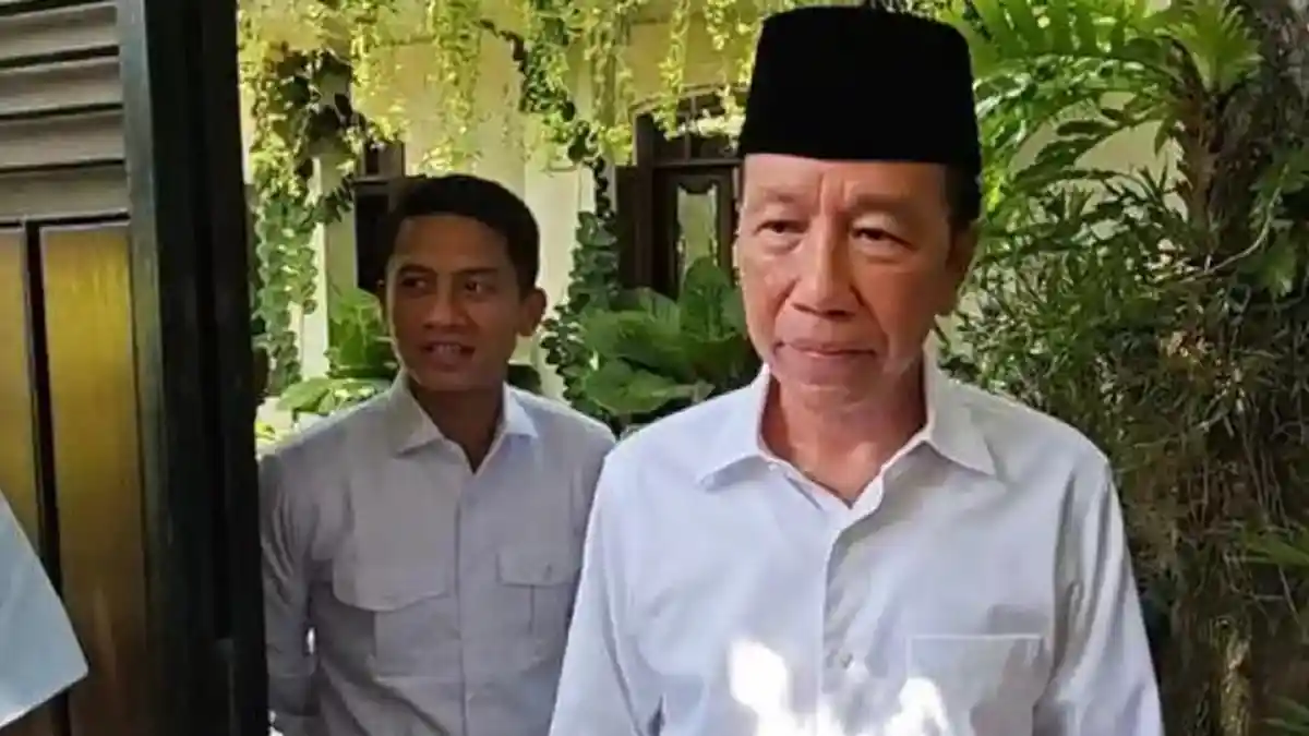Ijazah Asli Jokowi Jadi Rebutan di Persidangan, Kuasa Hukum Berencana ...