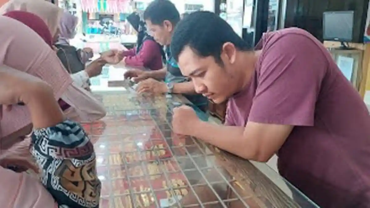 Meski Harga Tinggi Tapi Warga Langsa Masih Ramai Membeli, Ini Harga Emas Rabu, 16 Oktober 2022