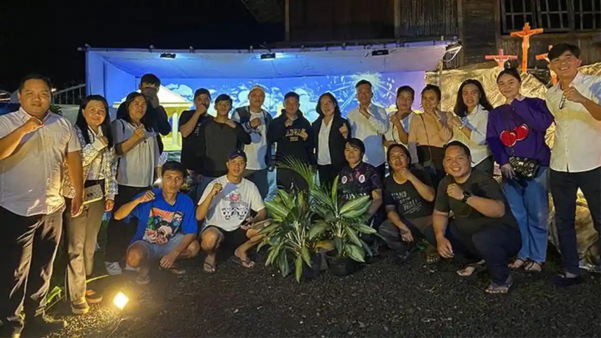 GMIM Bahtera Amongena Minahasa Juara Lomba Taman Paskah Wilayah Langowan Satu