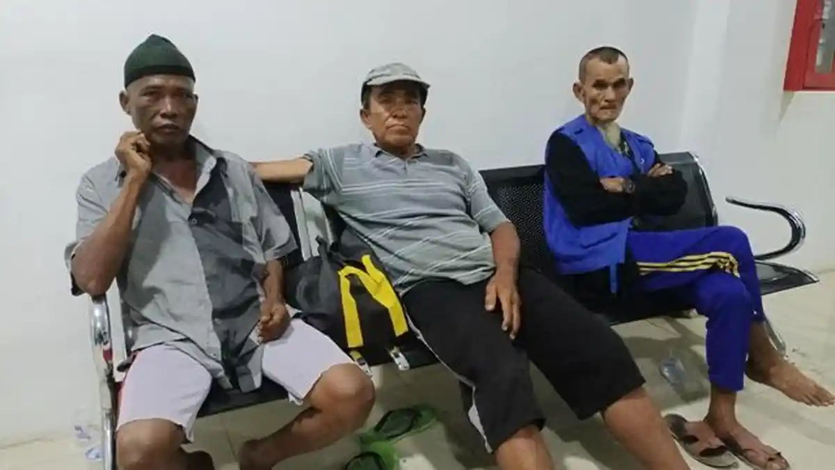 Cerita Gelandangan yang Terjaring Razia Dinsos, Mencari Barang Bekas untuk Makan di Kota Jambi