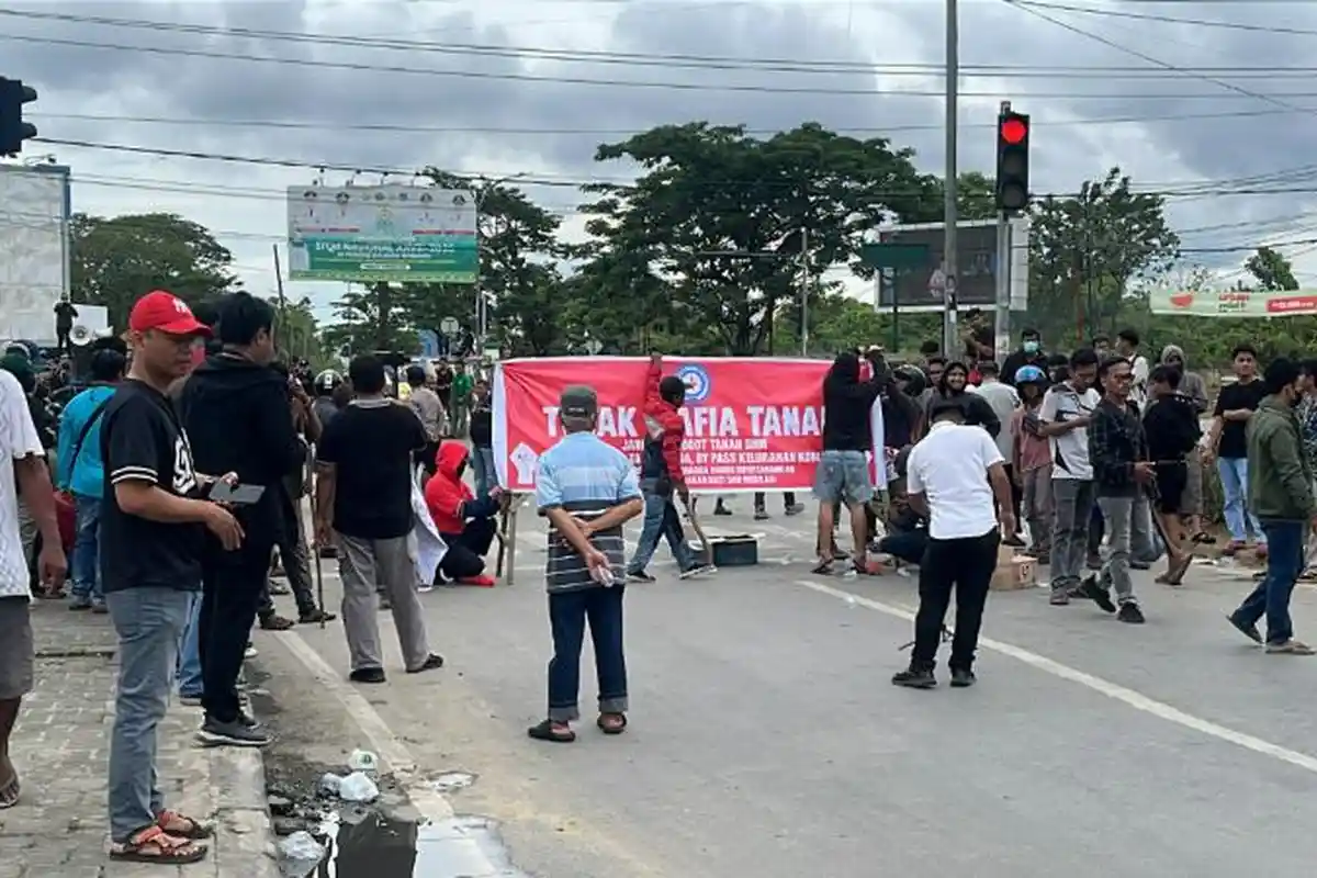 Kawasan Tapak Kuda Kendari Sulawesi Tenggara Diblokade Warga Lagi, Arus Lalu Lintas Dialihkan