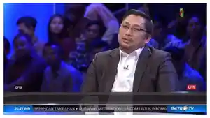 feri-amsari-pun-menyinggung-soal-pro-dan-kontra-pengesahan-undang-undang-uu-kpk-hasil-revisi.jpg
