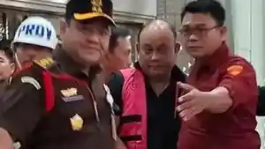Dugaan-Korupsi-MBG-Diwarnai-Pengejaran-Eks-Kepala-BGN-Dadan-Hindayana-Cs-Resmi-Tersangka.jpg