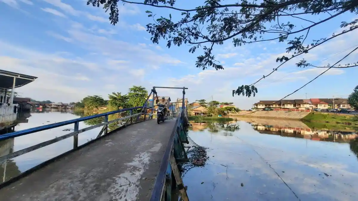 Jembatan Gang Nibung Dibongkar, Komisi III DPRD Samarinda Minta Warga Bersabar