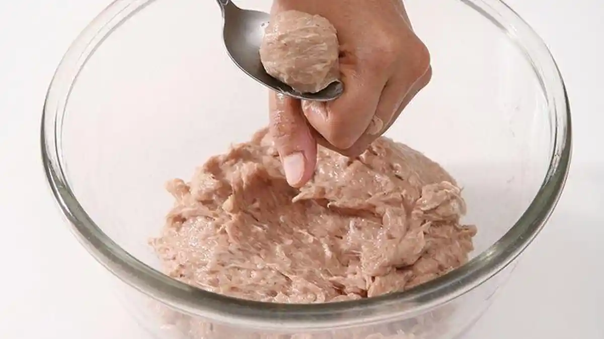Terungkap Cara Pedagang agar Bakso Bisa Bulat Sempurna, Kuncinya Ada Di Sendok