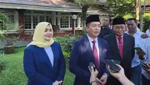 Gubernur-Lalu-Muhamad-Iqbal-saat-ditemui-di-Pendopo.jpg