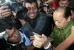 Sutan Bhatoegana Diperiksa KPK Saksi Waryono Karno