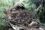 Kondisi-rumah-Jeje-yang-ambruk-di-Ciamis.jpg