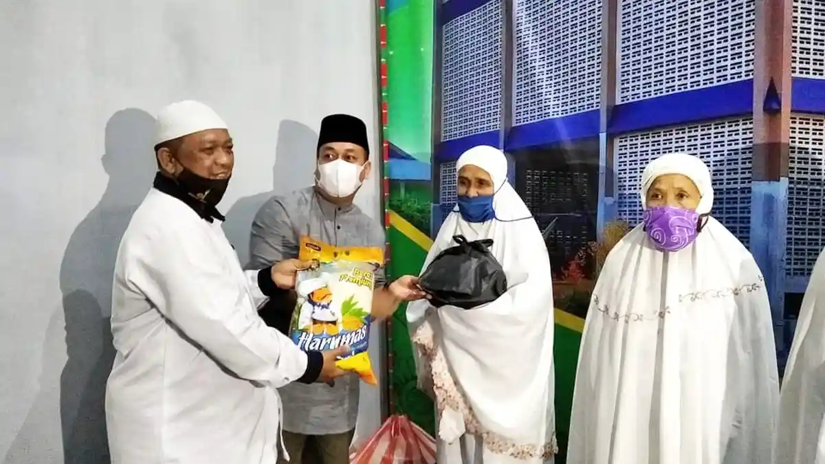 Safari Ramadhan Bupati Lingga di SMAN 1 Singkep, Bantu Pembangunan Masjid