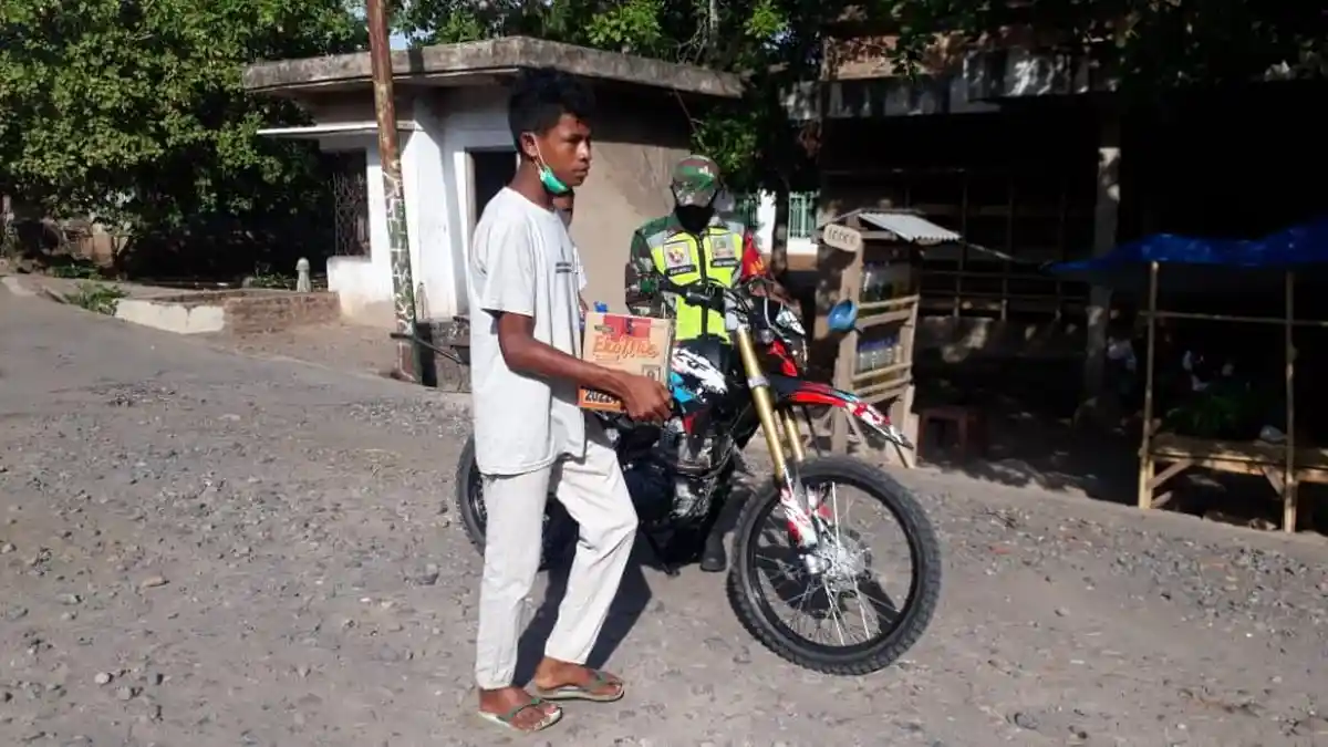 Anak Muda Hingalamamengi Galang Dana Untuk Korban Erupsi Ile Lewotolok