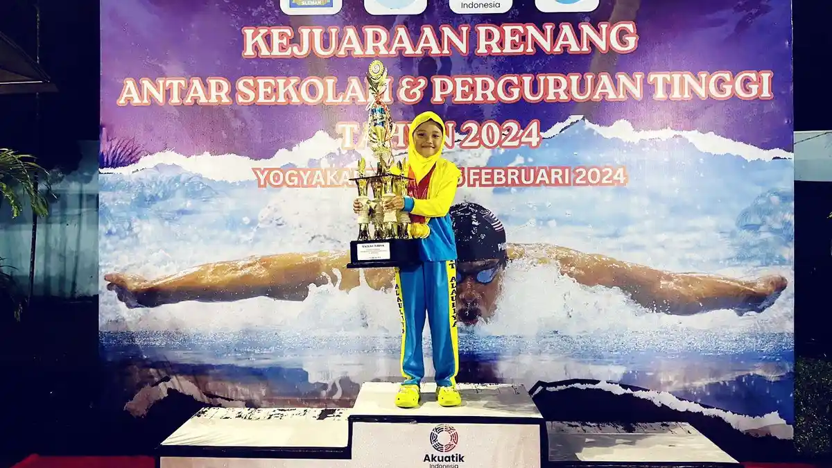 Khalifah Niswanda Salikha, Atlet Renang Muda Balikpapan Raih Prestasi Gemilang di KRASSI 2024
