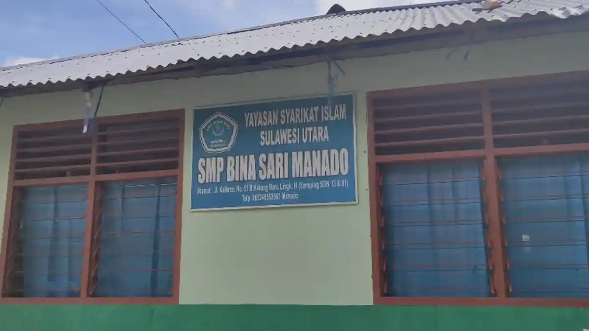 Ada Gunting Tajam Disimpan di Bawah Pot Bendera, Kepala SMP Bina Sari Panggil Polisi ke Sekolah