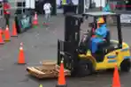 Kawan Lama Solution Gelar Lomba Forklift Hero di Manufacturing I