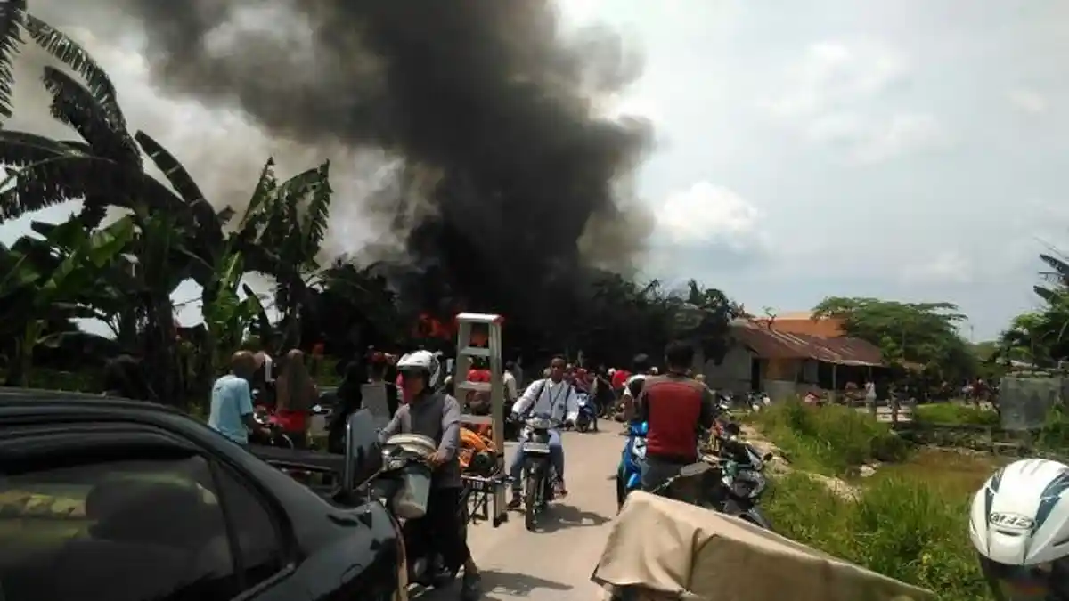 10 Rumah di Batuaji Hangus Terbakar, Warga Langsung Gelar Aksi Solidaritas