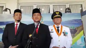 Pj-Gubernur-Sumut-Hassanudin-saat-diwawancarai-di-Aula-Tengku.jpg