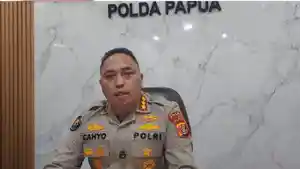 Kabid-Humas-Polda-Papua-Kombes-Pol-Cahyo-Sukarnito-Sabtu-1652026.jpg