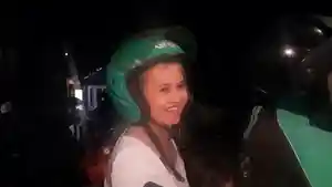 Putri-Wisatwan-di-Puncak-Bogor.jpg