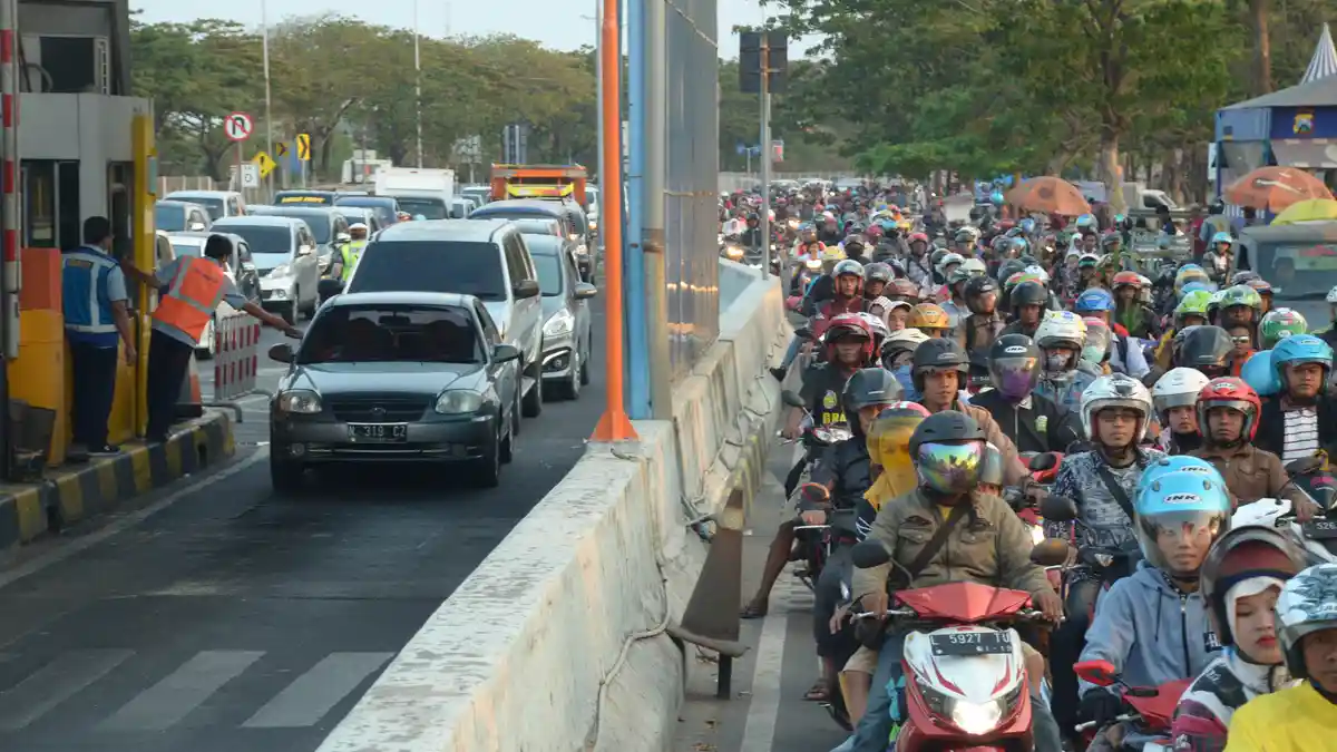 Menteri Budi Karya Imbau Perusahaan dan BUMN Perbanyak Kuota Mudik Gratis